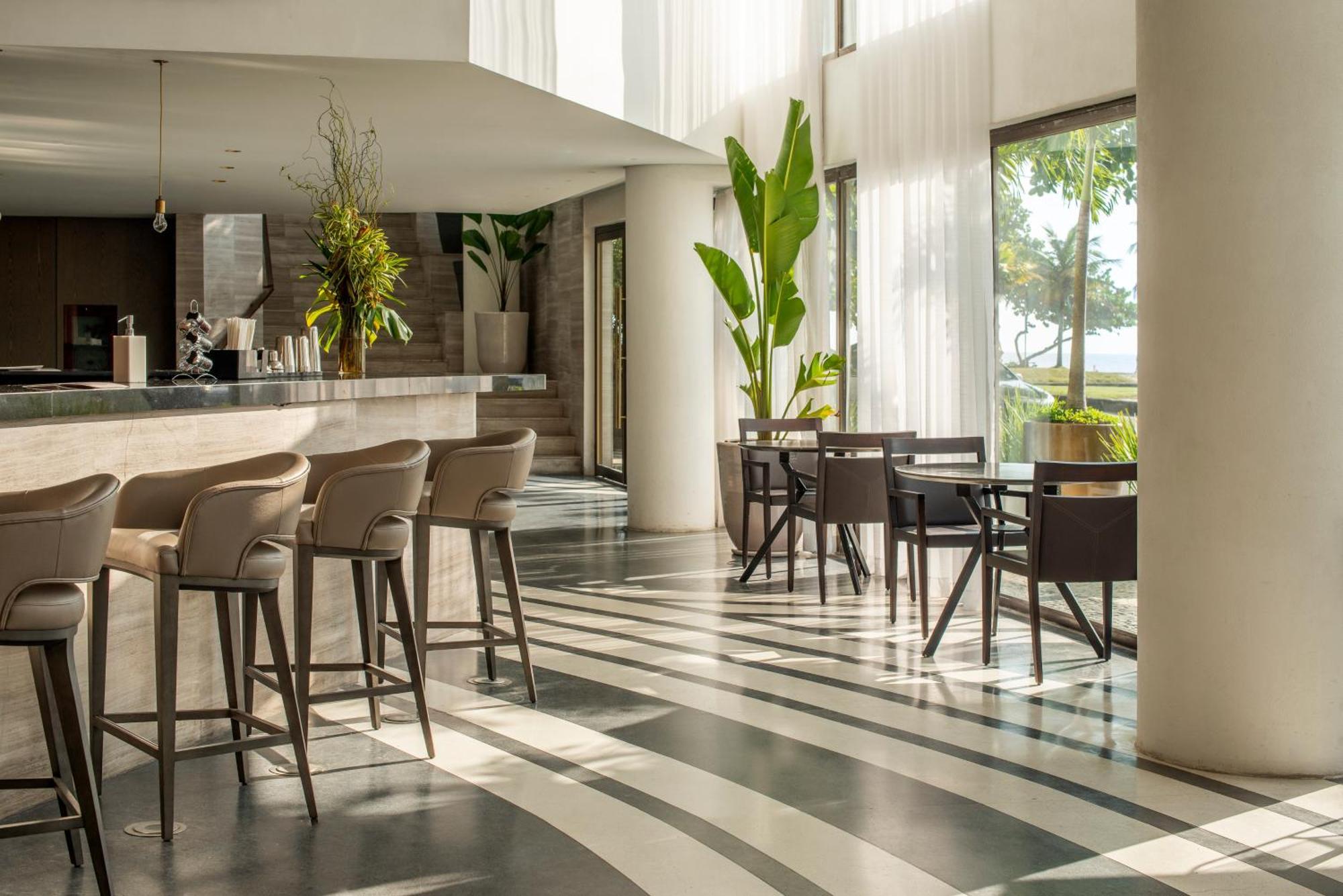 Lifestyle Laghetto Collection Hotell Rio de Janeiro Exteriör bild The bar at the hotel