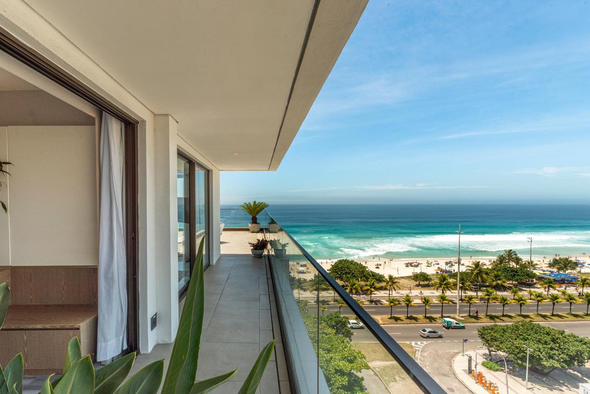 Lifestyle Laghetto Collection Hotell Rio de Janeiro Exteriör bild View from the balcony of a suite at the hotel