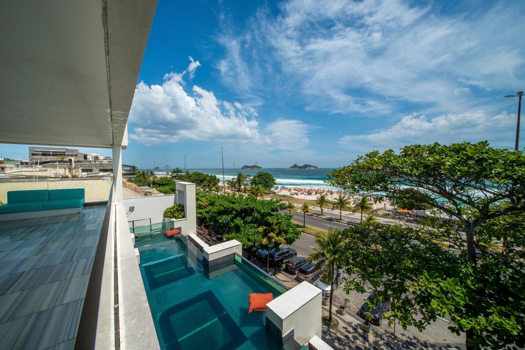 Lifestyle Laghetto Collection Hotell Rio de Janeiro Exteriör bild View of the beach from the hotel